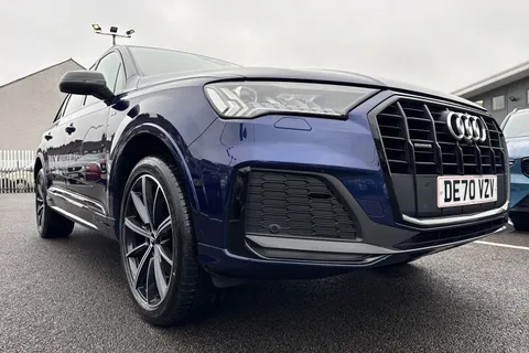 26 of 62 for Audi Q7 3.0 TDI V6 50 Black Edition Tiptronic quattro Euro 6 (s/s) 5dr