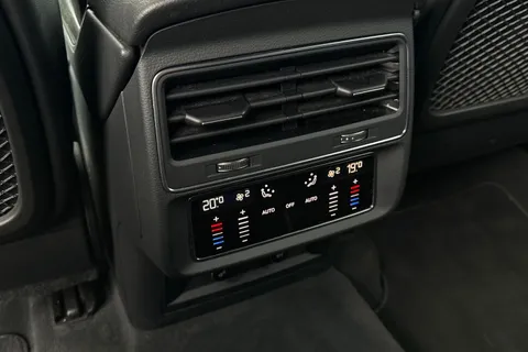 36 of 62 for Audi Q7 3.0 TDI V6 50 Black Edition Tiptronic quattro Euro 6 (s/s) 5dr