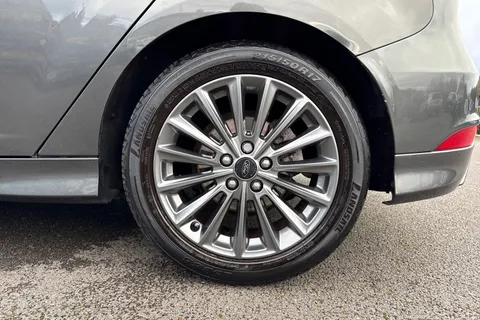 BJ66KUG Ford Focus 1.5T EcoBoost ST-Line Euro 6 (s/s) 5dr Thumbnail #14