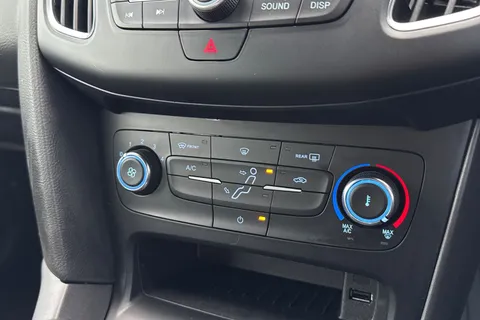 BJ66KUG Ford Focus 1.5T EcoBoost ST-Line Euro 6 (s/s) 5dr Thumbnail #23