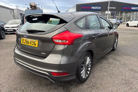 BJ66KUG Ford Focus 1.5T EcoBoost ST-Line Euro 6 (s/s) 5dr Thumbnail #34