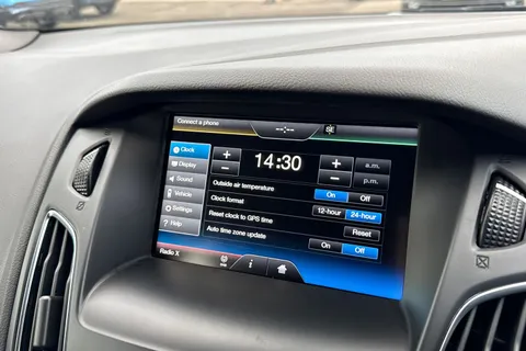 BJ66KUG Ford Focus 1.5T EcoBoost ST-Line Euro 6 (s/s) 5dr Thumbnail #47