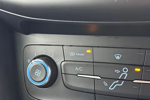 BJ66KUG Ford Focus 1.5T EcoBoost ST-Line Euro 6 (s/s) 5dr Thumbnail #57