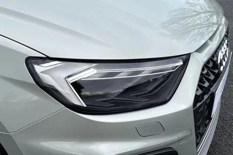  Audi A1 1.0 TFSI 30 S line Sportback Euro 6 (s/s) 5dr Thumbnail #9