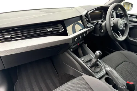  Audi A1 1.0 TFSI 30 S line Sportback Euro 6 (s/s) 5dr Thumbnail #15