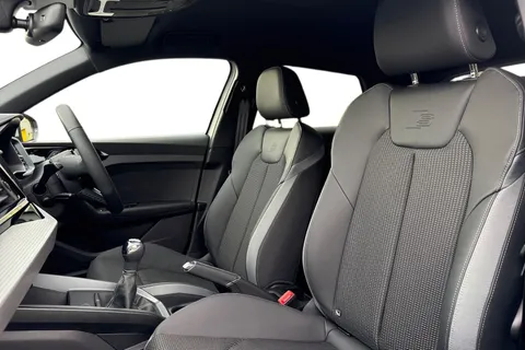  Audi A1 1.0 TFSI 30 S line Sportback Euro 6 (s/s) 5dr Thumbnail #16