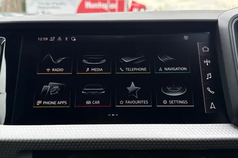  Audi A1 1.0 TFSI 30 S line Sportback Euro 6 (s/s) 5dr Thumbnail #17