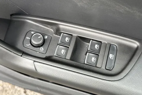  Audi A1 1.0 TFSI 30 S line Sportback Euro 6 (s/s) 5dr Thumbnail #21