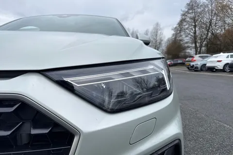  Audi A1 1.0 TFSI 30 S line Sportback Euro 6 (s/s) 5dr Thumbnail #25