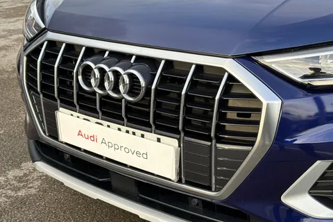 27 of 46 for Audi Q3 Sport 35 TFSI 150 PS S tronic