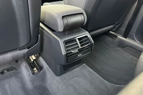 29 of 46 for Audi Q3 Sport 35 TFSI 150 PS S tronic