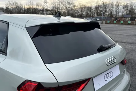  Audi A1 1.0 TFSI 30 S line Sportback Euro 6 (s/s) 5dr Thumbnail #32