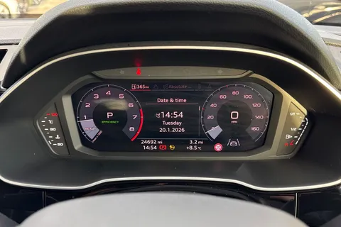 35 of 46 for Audi Q3 Sport 35 TFSI 150 PS S tronic