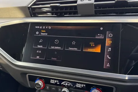 42 of 46 for Audi Q3 Sport 35 TFSI 150 PS S tronic