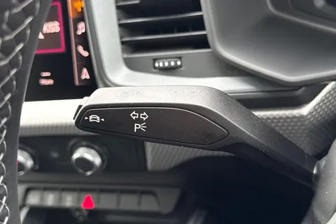  Audi A1 1.0 TFSI 30 S line Sportback Euro 6 (s/s) 5dr Thumbnail #52