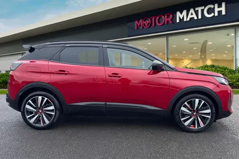 RV71HRP PEUGEOT 3008 1.6 13.2kWh GT e-EAT 4WD Euro 6 (s/s) 5dr Thumbnail #4