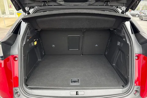 RV71HRP PEUGEOT 3008 1.6 13.2kWh GT e-EAT 4WD Euro 6 (s/s) 5dr Thumbnail #8