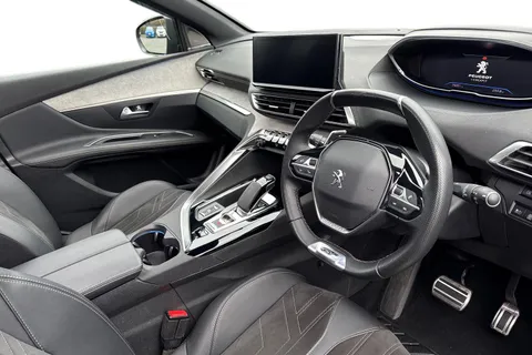 RV71HRP PEUGEOT 3008 1.6 13.2kWh GT e-EAT 4WD Euro 6 (s/s) 5dr Thumbnail #15