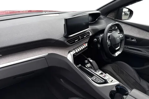 RV71HRP PEUGEOT 3008 1.6 13.2kWh GT e-EAT 4WD Euro 6 (s/s) 5dr Thumbnail #16