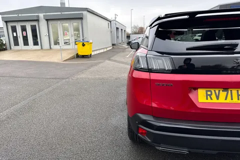 RV71HRP PEUGEOT 3008 1.6 13.2kWh GT e-EAT 4WD Euro 6 (s/s) 5dr Thumbnail #34