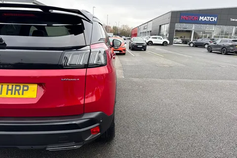 RV71HRP PEUGEOT 3008 1.6 13.2kWh GT e-EAT 4WD Euro 6 (s/s) 5dr Thumbnail #35