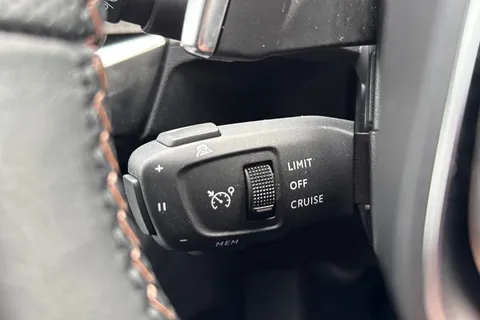 RV71HRP PEUGEOT 3008 1.6 13.2kWh GT e-EAT 4WD Euro 6 (s/s) 5dr Thumbnail #43