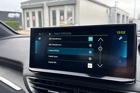 RV71HRP PEUGEOT 3008 1.6 13.2kWh GT e-EAT 4WD Euro 6 (s/s) 5dr Thumbnail #49