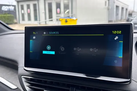 RV71HRP PEUGEOT 3008 1.6 13.2kWh GT e-EAT 4WD Euro 6 (s/s) 5dr Thumbnail #50