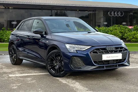 LR75DWE Audi A3 Black Edition 40 TFSI e  204 PS S tronic Thumbnail #2