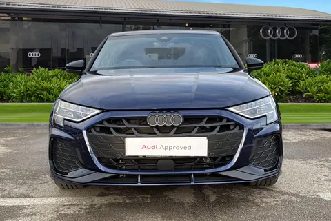 LR75DWE Audi A3 Black Edition 40 TFSI e  204 PS S tronic Thumbnail #6