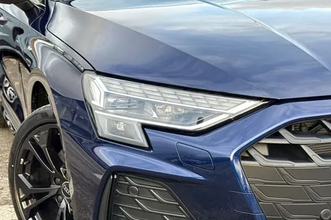 LR75DWE Audi A3 Black Edition 40 TFSI e  204 PS S tronic Thumbnail #9