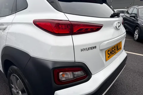 16 of 50 for Hyundai Kona 64kWh Premium Auto 5dr