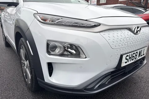 17 of 50 for Hyundai Kona 64kWh Premium Auto 5dr