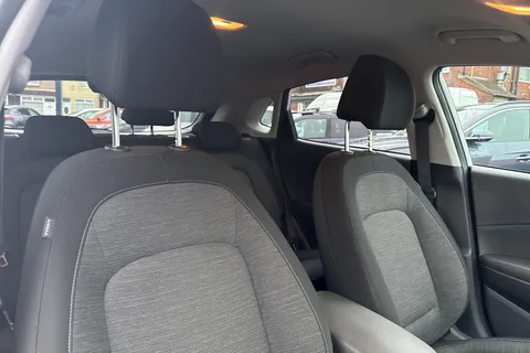 21 of 50 for Hyundai Kona 64kWh Premium Auto 5dr