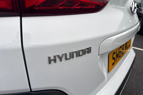 27 of 50 for Hyundai Kona 64kWh Premium Auto 5dr
