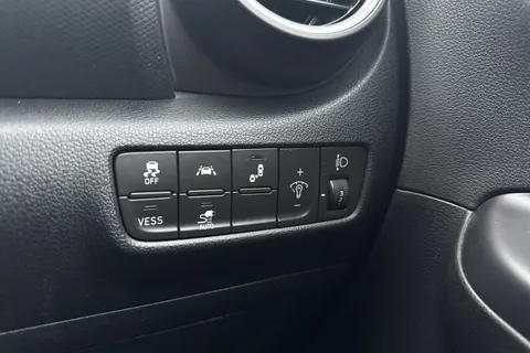 29 of 50 for Hyundai Kona 64kWh Premium Auto 5dr