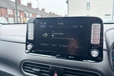 30 of 50 for Hyundai Kona 64kWh Premium Auto 5dr