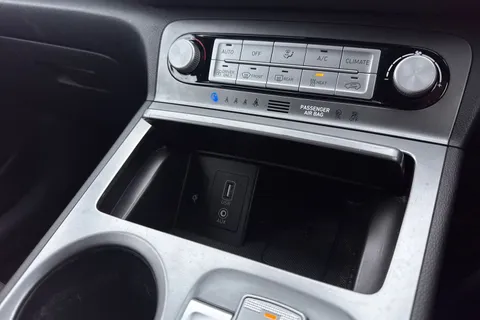 43 of 50 for Hyundai Kona 64kWh Premium Auto 5dr