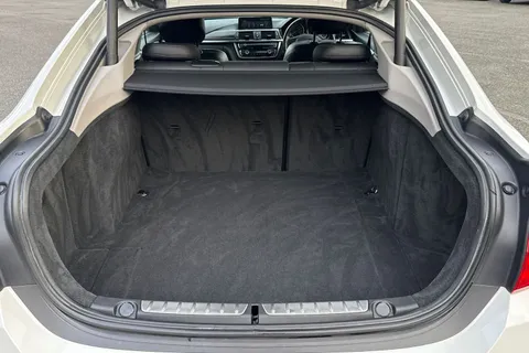 YG66SXT BMW 4 Series Gran Coupe 2.0 420i Luxury Euro 6 (s/s) 5dr Thumbnail #11