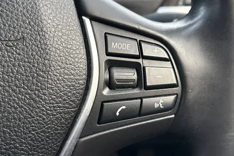 YG66SXT BMW 4 Series Gran Coupe 2.0 420i Luxury Euro 6 (s/s) 5dr Thumbnail #41