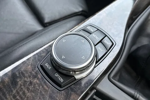 YG66SXT BMW 4 Series Gran Coupe 2.0 420i Luxury Euro 6 (s/s) 5dr Thumbnail #45