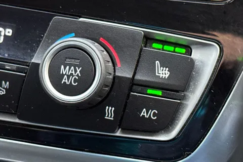 YG66SXT BMW 4 Series Gran Coupe 2.0 420i Luxury Euro 6 (s/s) 5dr Thumbnail #48