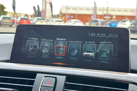 YG66SXT BMW 4 Series Gran Coupe 2.0 420i Luxury Euro 6 (s/s) 5dr Thumbnail #49