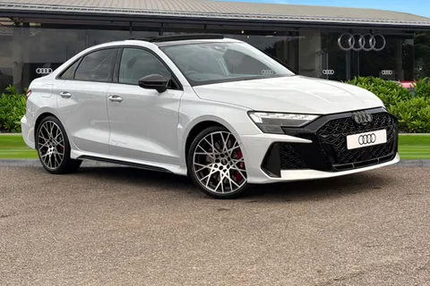  Audi RS 3 2.5 TFSI Carbon Vorsprung S Tronic quattro Euro 6 (s/s) 4dr Thumbnail #2
