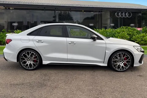  Audi RS 3 2.5 TFSI Carbon Vorsprung S Tronic quattro Euro 6 (s/s) 4dr Thumbnail #4