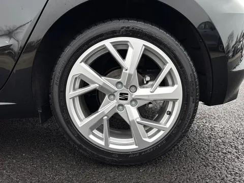  SEAT Ibiza 1.0 TSI FR First Edition DSG Euro 6 (s/s) 5dr Thumbnail #7