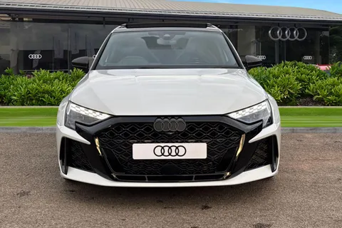  Audi RS 3 2.5 TFSI Carbon Vorsprung S Tronic quattro Euro 6 (s/s) 4dr Thumbnail #6
