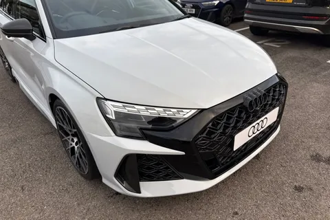  Audi RS 3 2.5 TFSI Carbon Vorsprung S Tronic quattro Euro 6 (s/s) 4dr Thumbnail #9