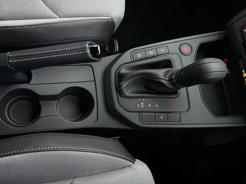  SEAT Ibiza 1.0 TSI FR First Edition DSG Euro 6 (s/s) 5dr Thumbnail #20