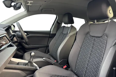  Audi A1 1.0 TFSI 30 Sport Sportback Euro 6 (s/s) 5dr Thumbnail #11